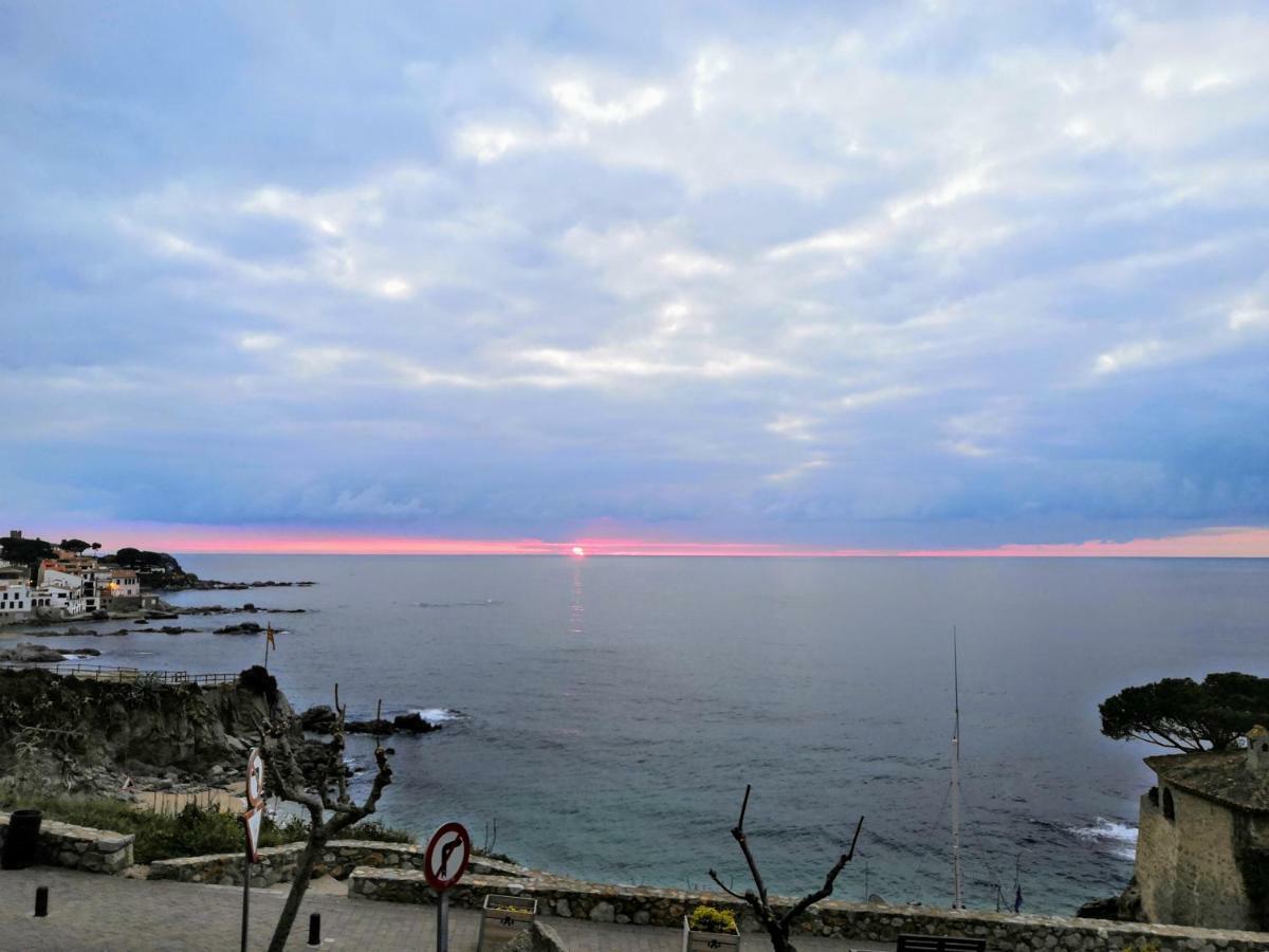Apartamento Frente Al Mar En La Mejor Ubicacion De Calella Calella De Palafrugell Bagian luar foto